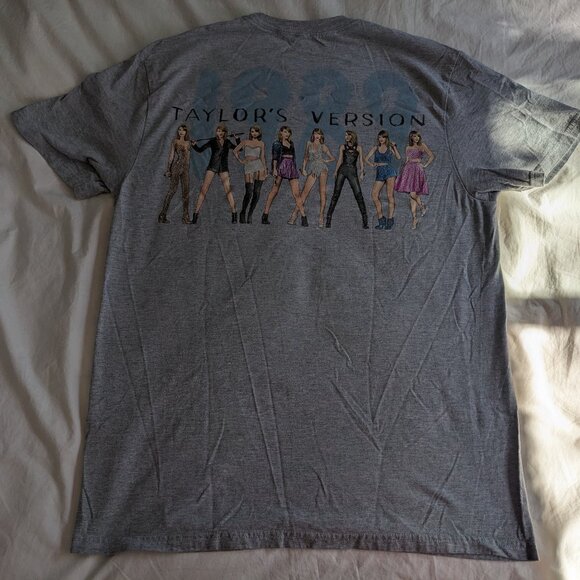Taylor Swift Crew Neck T-Shirt - 1989 (Taylor's Version) Eras - Picture 4 of 4